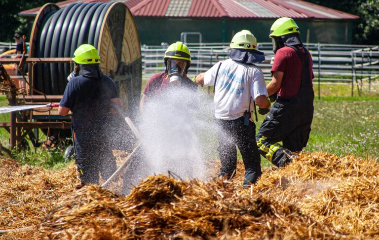 La_citerne_souple_:_une_barrière_contre_les_incendies_